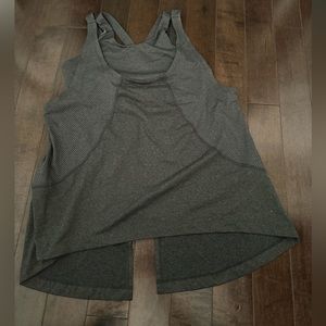 Lole Tank Top with integrated Sports Bra Size L